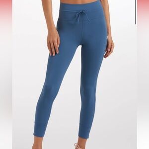 Vuori daily leggings